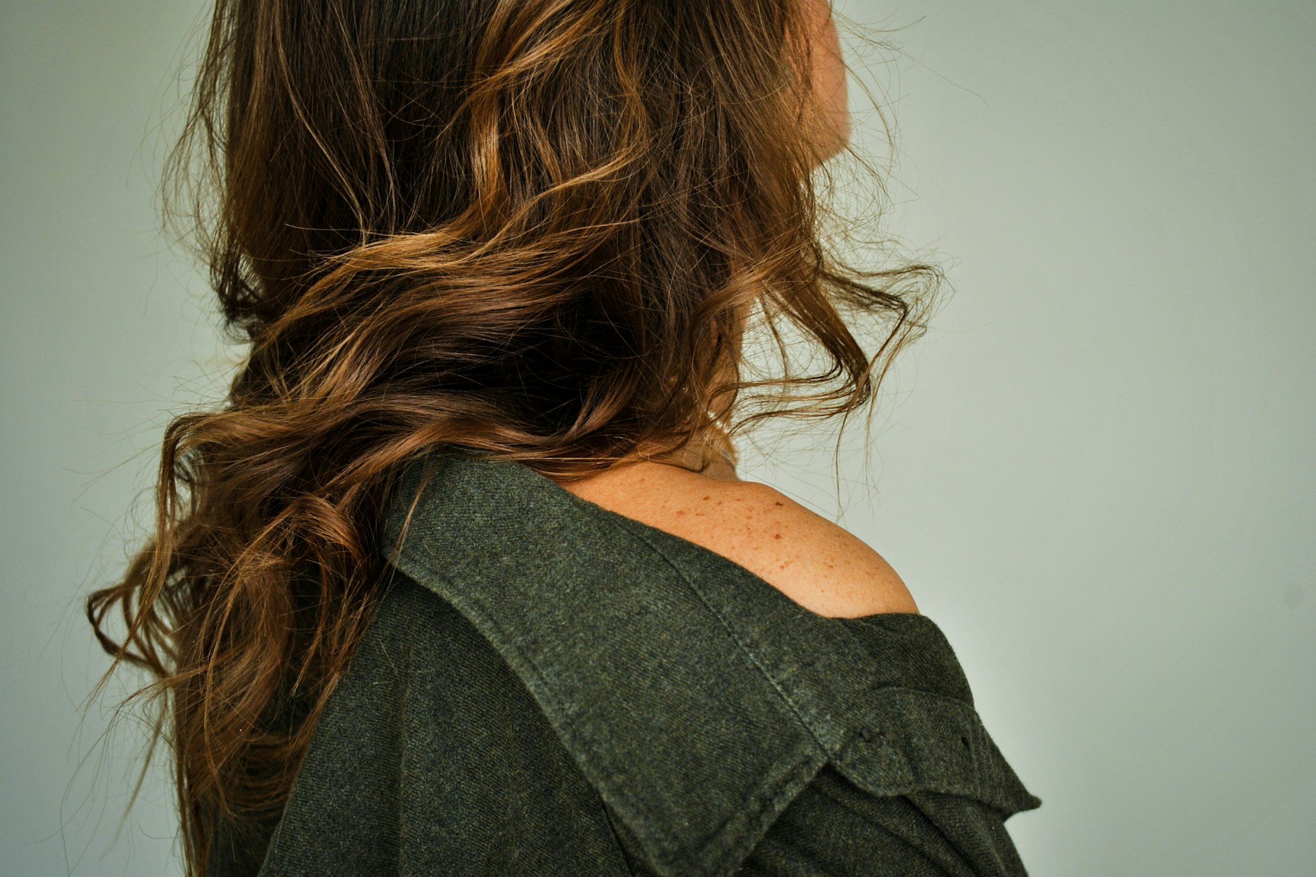 Exploring Non-Surgical Hair Restoration Methods in Birmingham